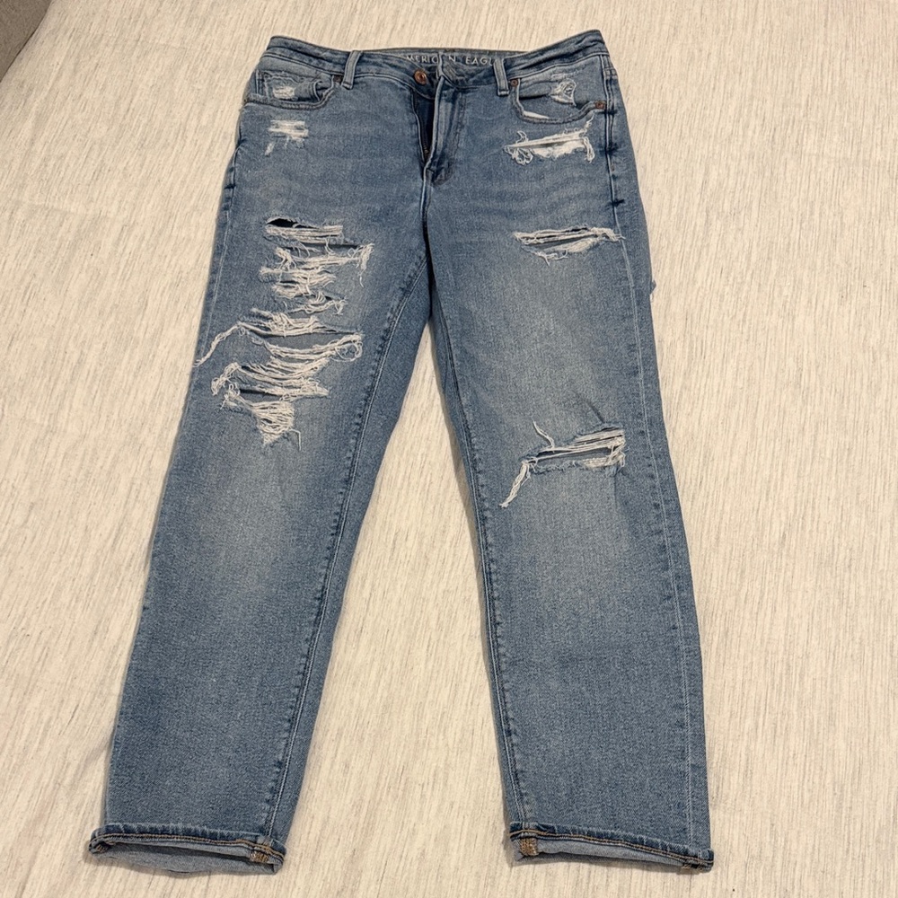 American Eagle Outfitters Distressed Jeans, High Waist, Strecth Sz 6
